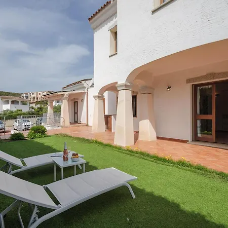 Apartment Property In Porto Istana Ss